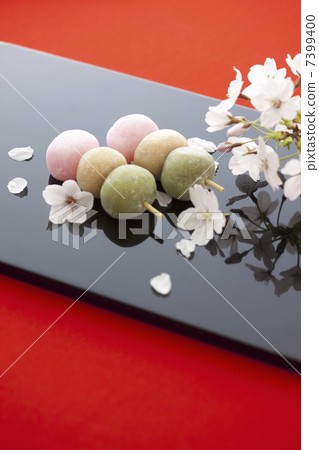 Three-color dumplings 7399400