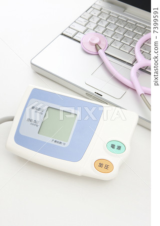 Stethoscope and sphygmomanometer Stethoscope and sphygmomanometer 7399591