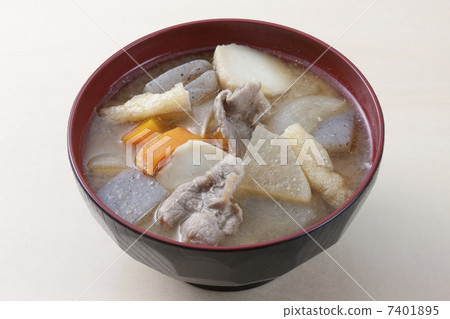 豬肉和蔬菜味噌湯 豬肉和蔬菜味噌湯 7401895