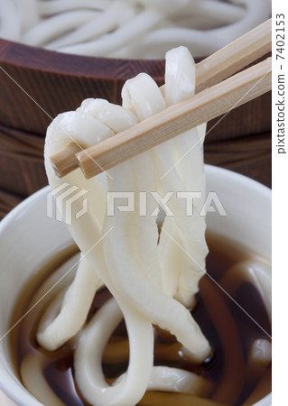 Udon noodle with fried noodles 7402153