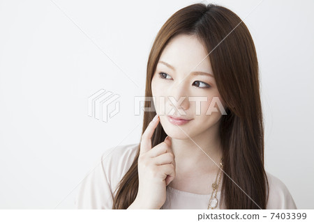 長頭髮的女人 長頭髮的女人 7403399