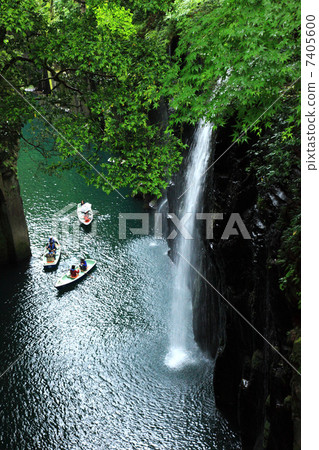 高千穗保志真正的瀑布 7405600