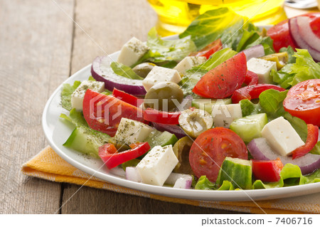 greek salad 7406716
