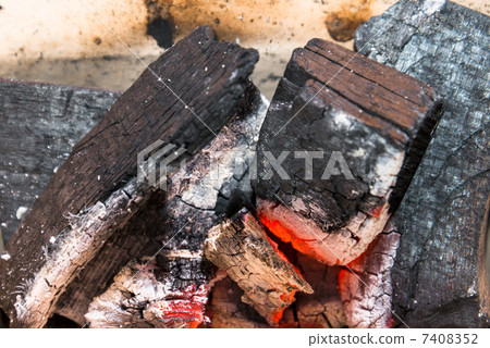 Charcoal fire 7408352