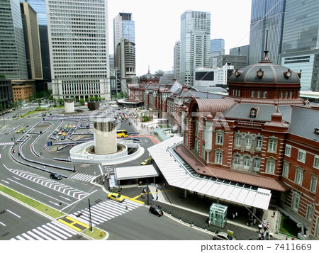 東京站丸之內出口（車站前維修工程前） 7411669