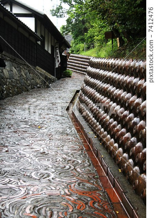 Tokoname - Rainy Yakimono Promenade Tokoname - Rainy Yakimono Promenade 7412476