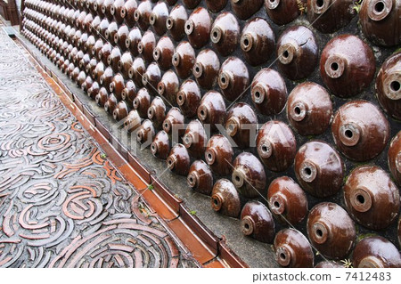 Tokoname - Rainy Yakimono Promenade 7412483