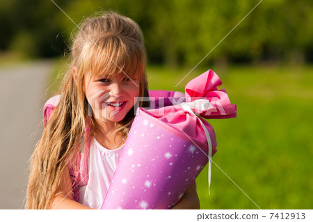 Child having first day at school 7412913