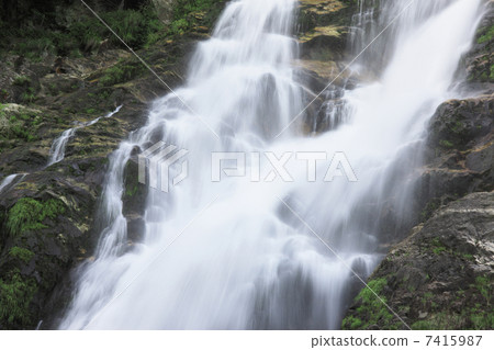 Okawa Falls 7415987