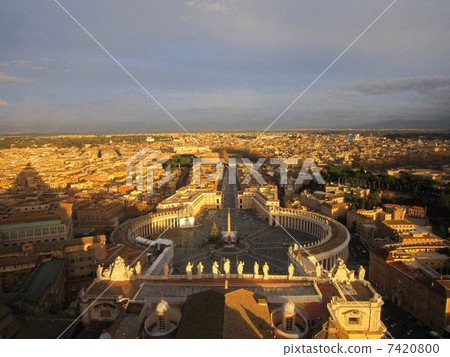 查看從聖彼得大教堂(梵蒂岡城國) 查看從聖彼得大教堂(梵蒂岡城國) 7420800