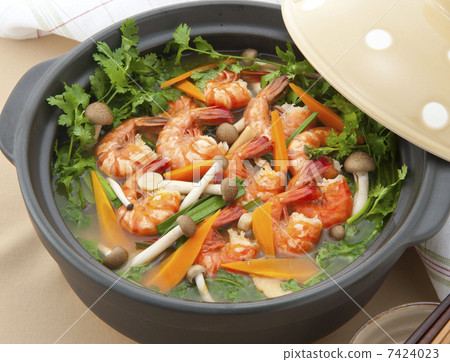 Tom yum cun with big shrimp Tom yum cun with big shrimp 7424023