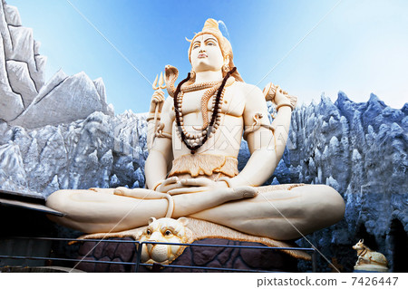 Shiva statue 7426447