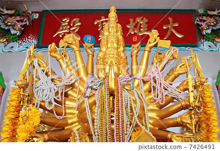 Many hands Buddha Many hands Buddha 7426491