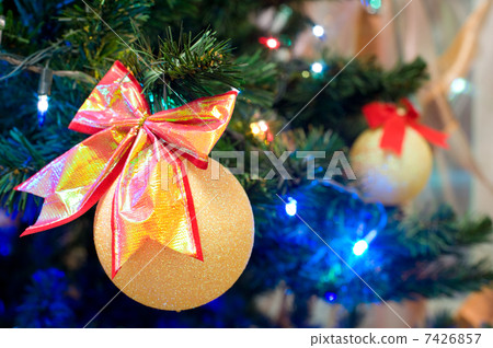 christmas tree decorations 7426857