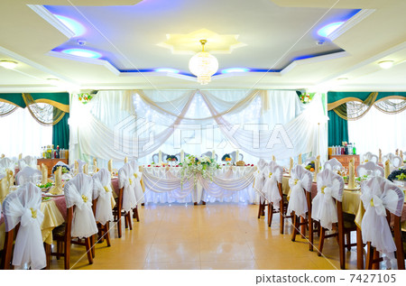 wedding banquet room 7427105