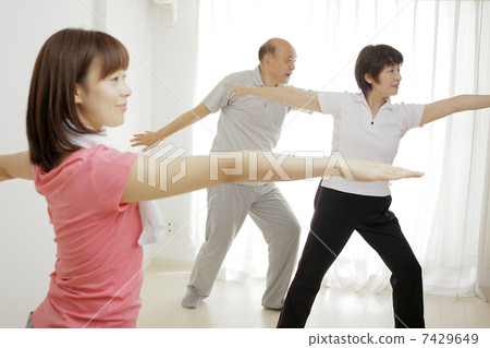 Three generations family 7429649