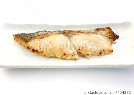 美味的Silver Sawara的Saikyo Grill 美味的Silver Sawara的Saikyo Grill 7434273