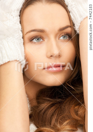 beautiful woman in white gloves beautiful woman in white gloves 7442183