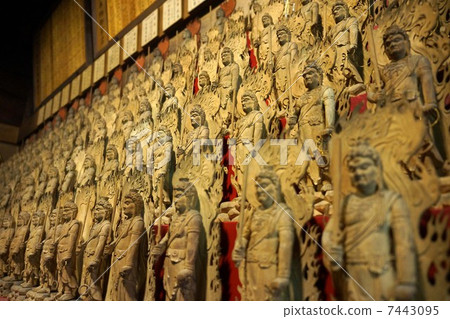 One thousand-bodied immobility of the cathedral One thousand-bodied immobility of the cathedral 7443095