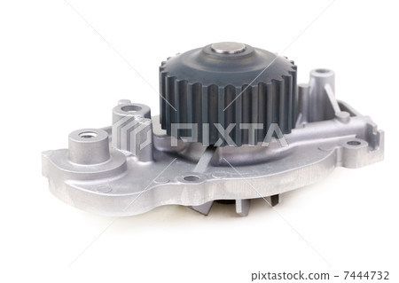 car water pump 7444732