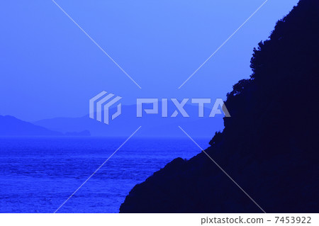 Cape Sada 7453922