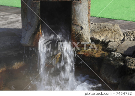 Shirahama hot spring footbath 7454782