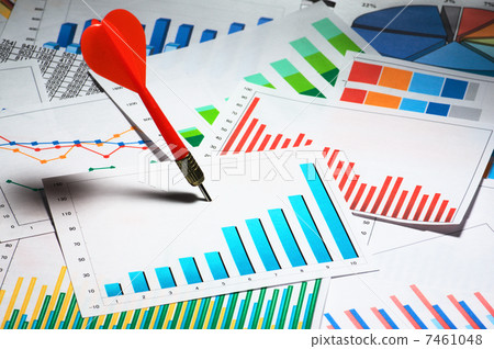 Graph indicated by darts 7461048