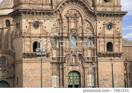 La Compagnia de Hesus church in Cusco, Plaza de Armas 7461355