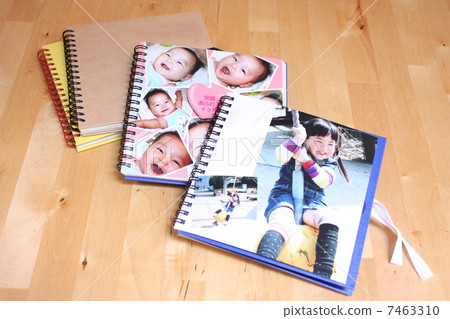 Photo book (children and babies) Photo book (children and babies) 7463310