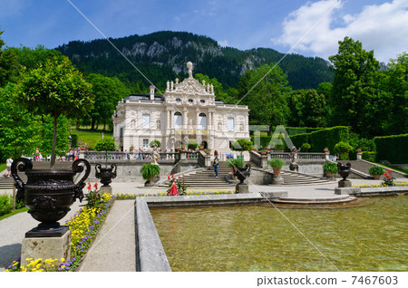 German Linderhof Castle German Linderhof Castle 7467603