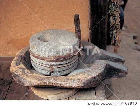 Rural scene 7468990