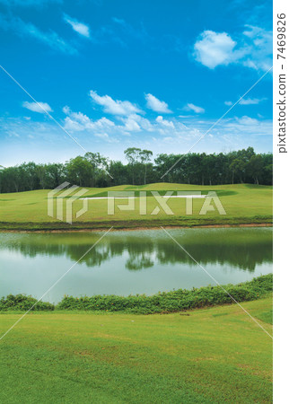 Golf course Golf course 7469826