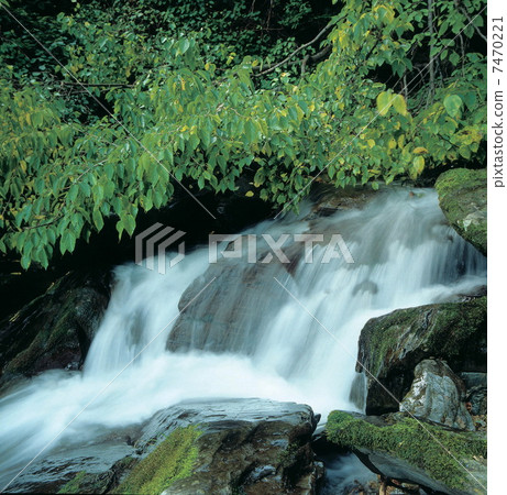 waterfall waterfall 7470221