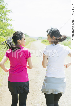 Active girls Active girls 7471615