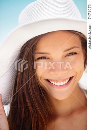 Beach woman smiling - ethnic girl Beach woman smiling - ethnic girl 7471973