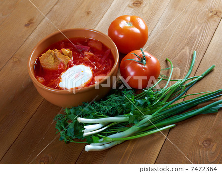 red-beet soup (borscht) 7472364