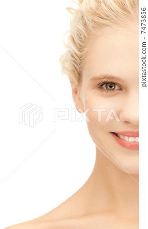 beautiful woman 7473856