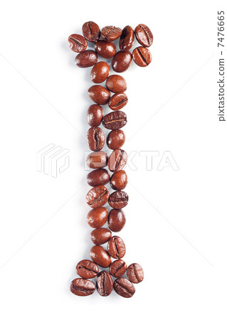 Letter I from coffee beans 7476665