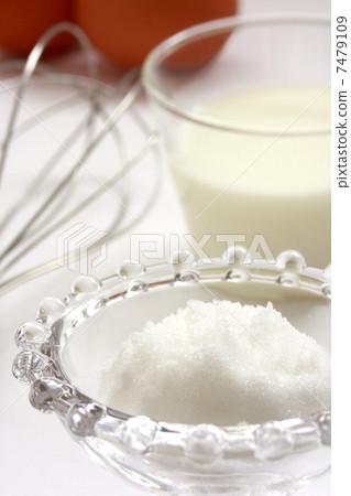 Making sweets Making sweets 7479109