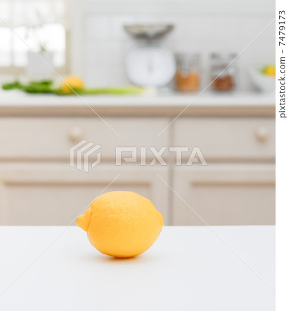檸檬放在廚房 檸檬放在廚房 7479173