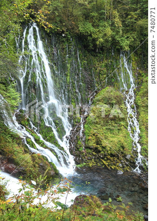 Foot of Norikura Mountain · Goshikigahara Cloth Falls Falls 7480771