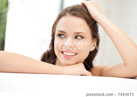 beautiful woman beautiful woman 7483075