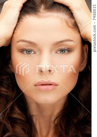 beautiful woman 7488015