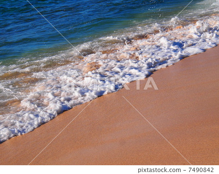 美麗的海灘和波 美麗的海灘和波 7490842