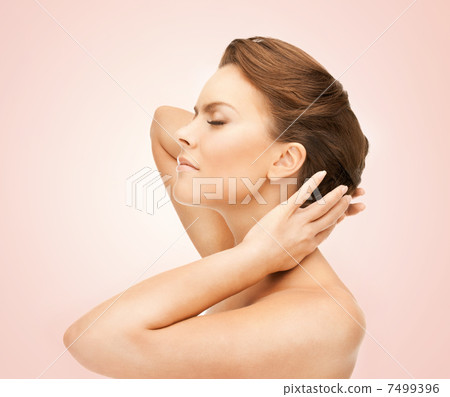beautiful woman 7499396