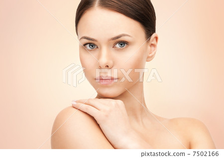 beautiful woman 7502166