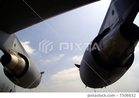 噴氣發動機 7506032