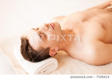 man in spa 7506624