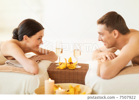 couple in spa 7507922