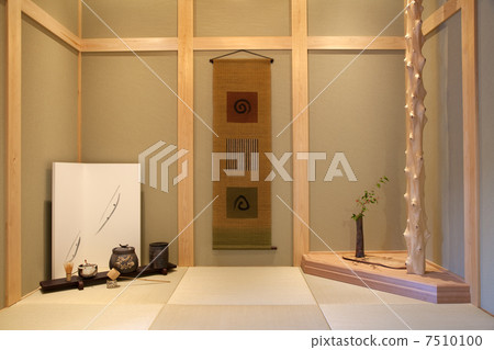 Japanese style room with tea ceremony 7510100